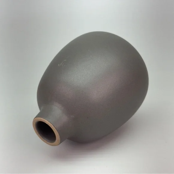 Heath Pottery Ceramic Bud Vase - Picture 5 of 7